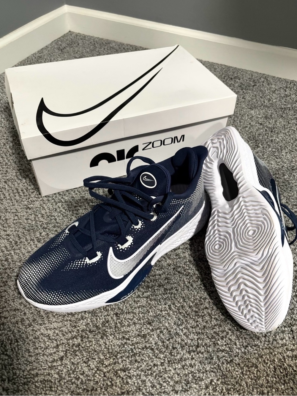 Nike Air Zoom Men’s Navy and White Zoom Training Sneakers